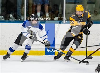 Thumbnail 1 in Carmel vs. Libertyville photogallery.