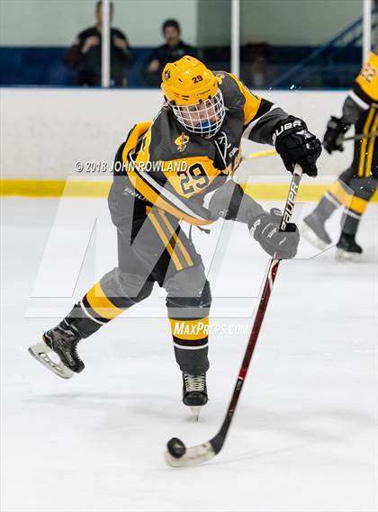 Thumbnail 3 in Carmel vs. Libertyville photogallery.