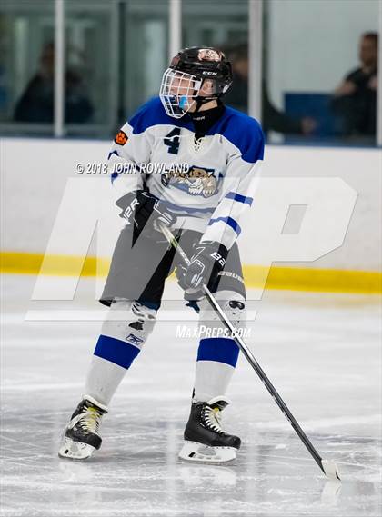 Thumbnail 1 in Carmel vs. Libertyville photogallery.