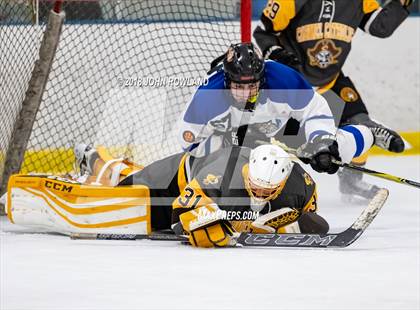 Thumbnail 3 in Carmel vs. Libertyville photogallery.