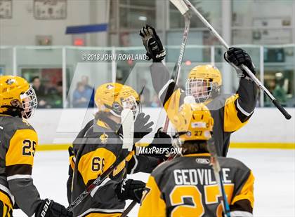 Thumbnail 3 in Carmel vs. Libertyville photogallery.