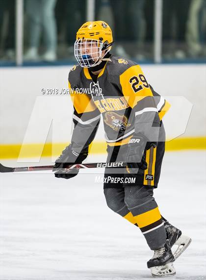 Thumbnail 3 in Carmel vs. Libertyville photogallery.