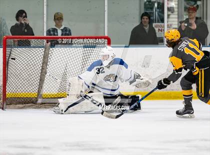 Thumbnail 1 in Carmel vs. Libertyville photogallery.