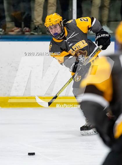 Thumbnail 3 in Carmel vs. Libertyville photogallery.