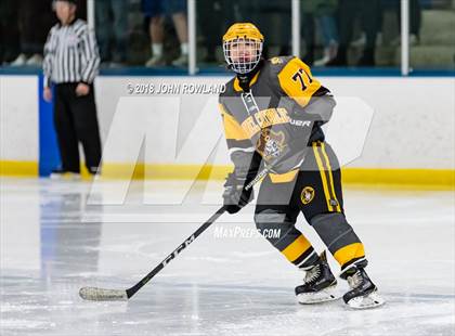 Thumbnail 2 in Carmel vs. Libertyville photogallery.