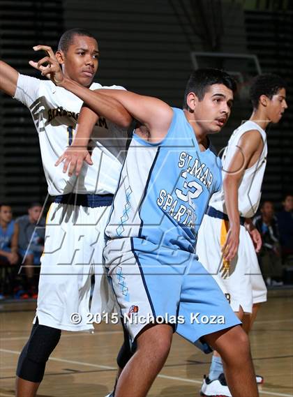 Thumbnail 2 in Birmingham vs. Sylmar (Huntington Park Tournament) photogallery.