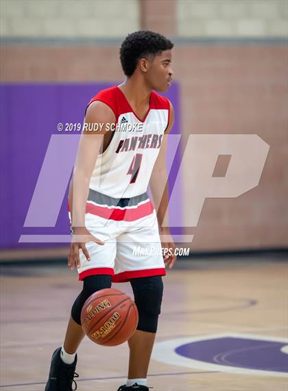 Thumbnail 2 in St. Francis vs. Vista (BSN Sports Showcase) photogallery.