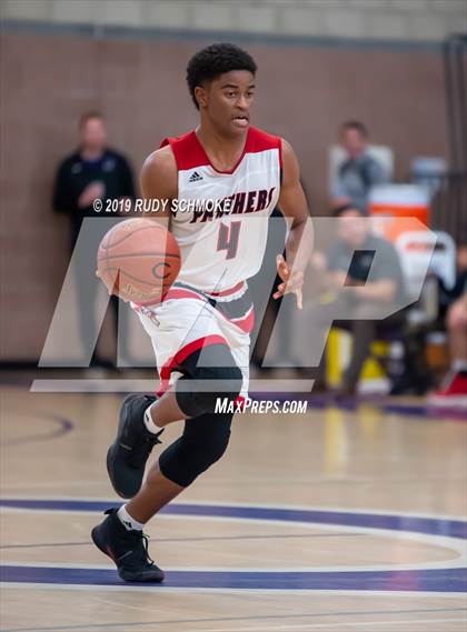 Thumbnail 2 in St. Francis vs. Vista (BSN Sports Showcase) photogallery.