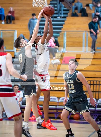 Thumbnail 1 in St. Francis vs. Vista (BSN Sports Showcase) photogallery.