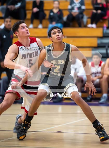 Thumbnail 1 in St. Francis vs. Vista (BSN Sports Showcase) photogallery.