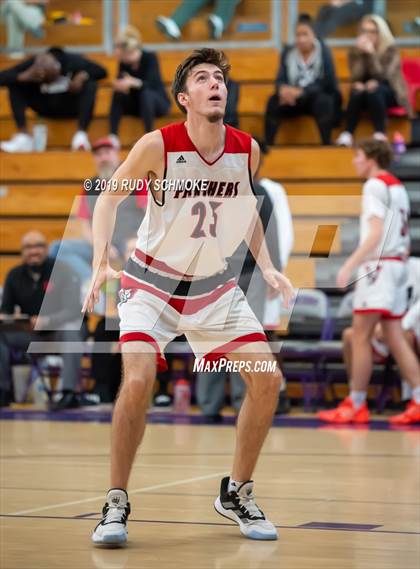 Thumbnail 3 in St. Francis vs. Vista (BSN Sports Showcase) photogallery.