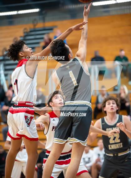 Thumbnail 2 in St. Francis vs. Vista (BSN Sports Showcase) photogallery.