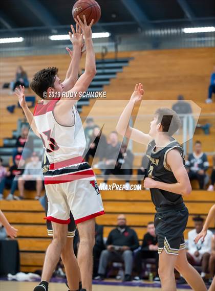 Thumbnail 1 in St. Francis vs. Vista (BSN Sports Showcase) photogallery.