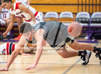 Thumbnail 3 in St. Francis vs. Vista (BSN Sports Showcase) photogallery.