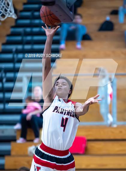 Thumbnail 2 in St. Francis vs. Vista (BSN Sports Showcase) photogallery.
