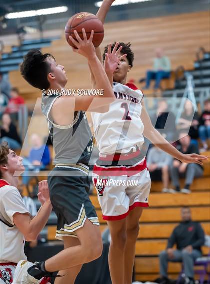 Thumbnail 1 in St. Francis vs. Vista (BSN Sports Showcase) photogallery.