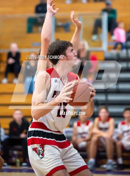 Thumbnail 2 in St. Francis vs. Vista (BSN Sports Showcase) photogallery.