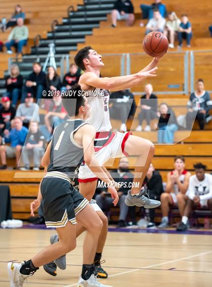 Thumbnail 1 in St. Francis vs. Vista (BSN Sports Showcase) photogallery.