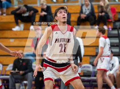 Thumbnail 1 in St. Francis vs. Vista (BSN Sports Showcase) photogallery.