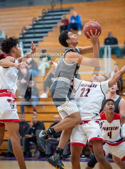 Thumbnail 2 in St. Francis vs. Vista (BSN Sports Showcase) photogallery.