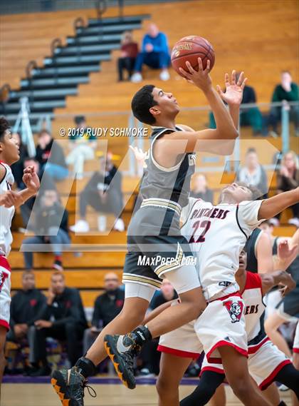 Thumbnail 2 in St. Francis vs. Vista (BSN Sports Showcase) photogallery.