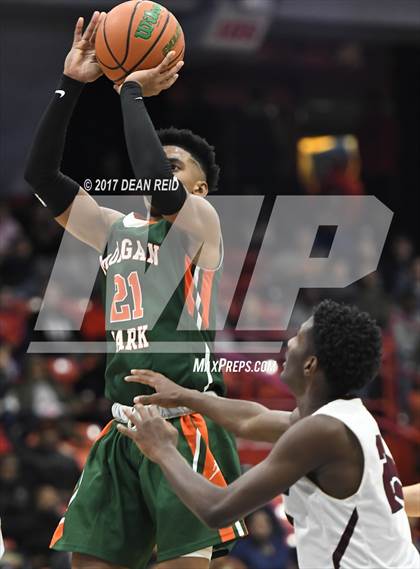 Thumbnail 3 in Morgan Park vs. Champaign Central (Chicago Elite Classic) photogallery.