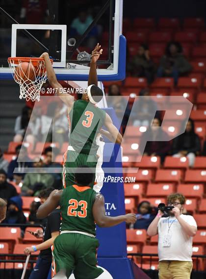 Thumbnail 2 in Morgan Park vs. Champaign Central (Chicago Elite Classic) photogallery.