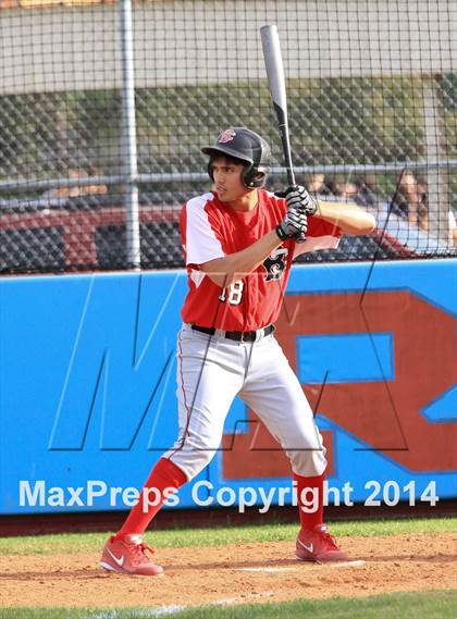 Thumbnail 2 in Archbishop Rummel vs. Belle Chase photogallery.