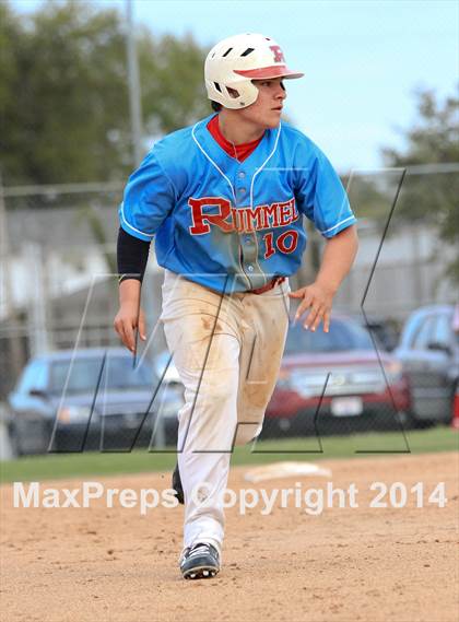 Thumbnail 2 in Archbishop Rummel vs. Belle Chase photogallery.