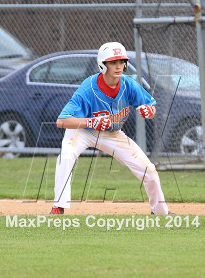Thumbnail 2 in Archbishop Rummel vs. Belle Chase photogallery.