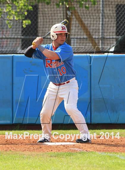 Thumbnail 1 in Archbishop Rummel vs. Belle Chase photogallery.