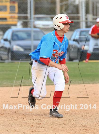 Thumbnail 1 in Archbishop Rummel vs. Belle Chase photogallery.