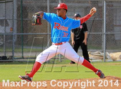 Thumbnail 1 in Archbishop Rummel vs. Belle Chase photogallery.