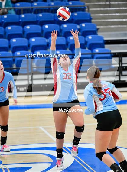 Thumbnail 3 in Southside Fort Smith vs Bentonville West  (AAA 7A 1st Round Playoff) photogallery.