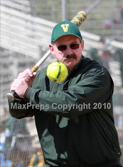 Thumbnail 3 in Casa Roble vs. Vanden (CIF SJS D3 Playoffs) photogallery.
