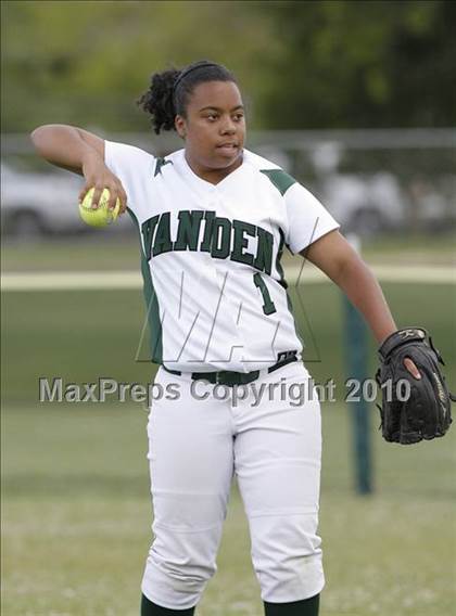 Thumbnail 3 in Casa Roble vs. Vanden (CIF SJS D3 Playoffs) photogallery.