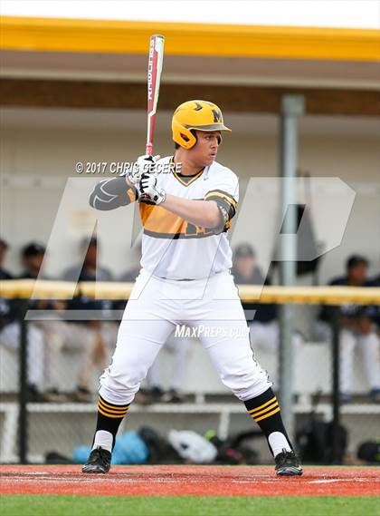 Thumbnail 1 in Gates Chili vs. McQuaid Jesuit (Section 5 Class AA 1st Round) photogallery.