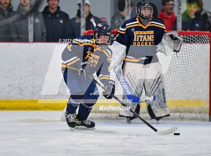 Thumbnail 3 in Webster Thomas @ Fairport photogallery.