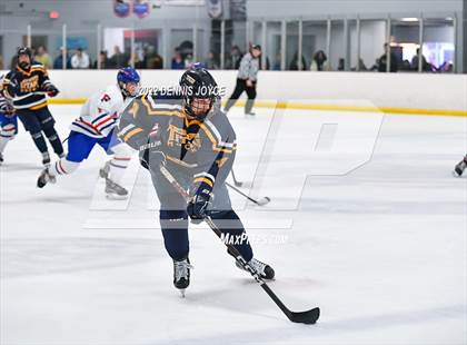 Thumbnail 1 in Webster Thomas @ Fairport photogallery.