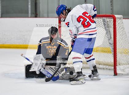 Thumbnail 1 in Webster Thomas @ Fairport photogallery.
