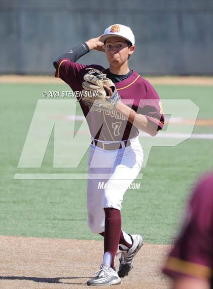 Thumbnail 3 in Point Loma vs. Poway (CIF SDS D1 Second Round) photogallery.