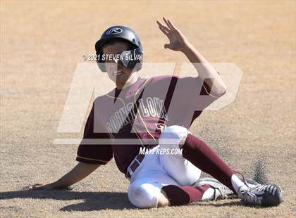 Thumbnail 3 in Point Loma vs. Poway (CIF SDS D1 Second Round) photogallery.