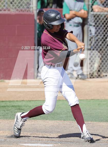 Thumbnail 2 in Point Loma vs. Poway (CIF SDS D1 Second Round) photogallery.
