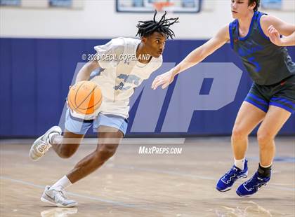 Thumbnail 3 in Walton vs. Pope photogallery.