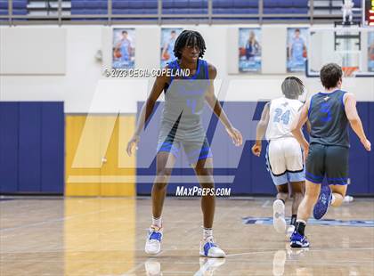 Thumbnail 1 in Walton vs. Pope photogallery.