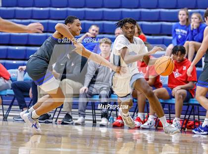 Thumbnail 2 in Walton vs. Pope photogallery.