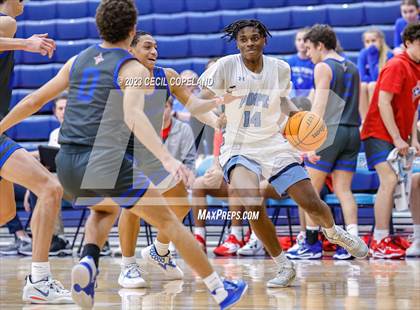 Thumbnail 1 in Walton vs. Pope photogallery.