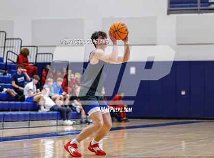 Thumbnail 1 in Walton vs. Pope photogallery.