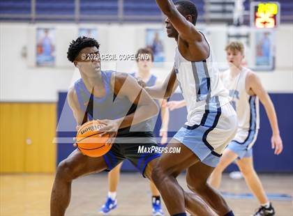 Thumbnail 2 in Walton vs. Pope photogallery.
