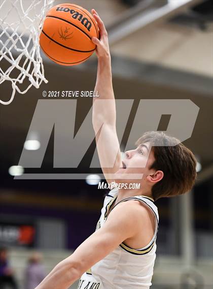 Thumbnail 1 in San Juan Hills vs Rancho Solano Prep (The Holiday Classic) photogallery.